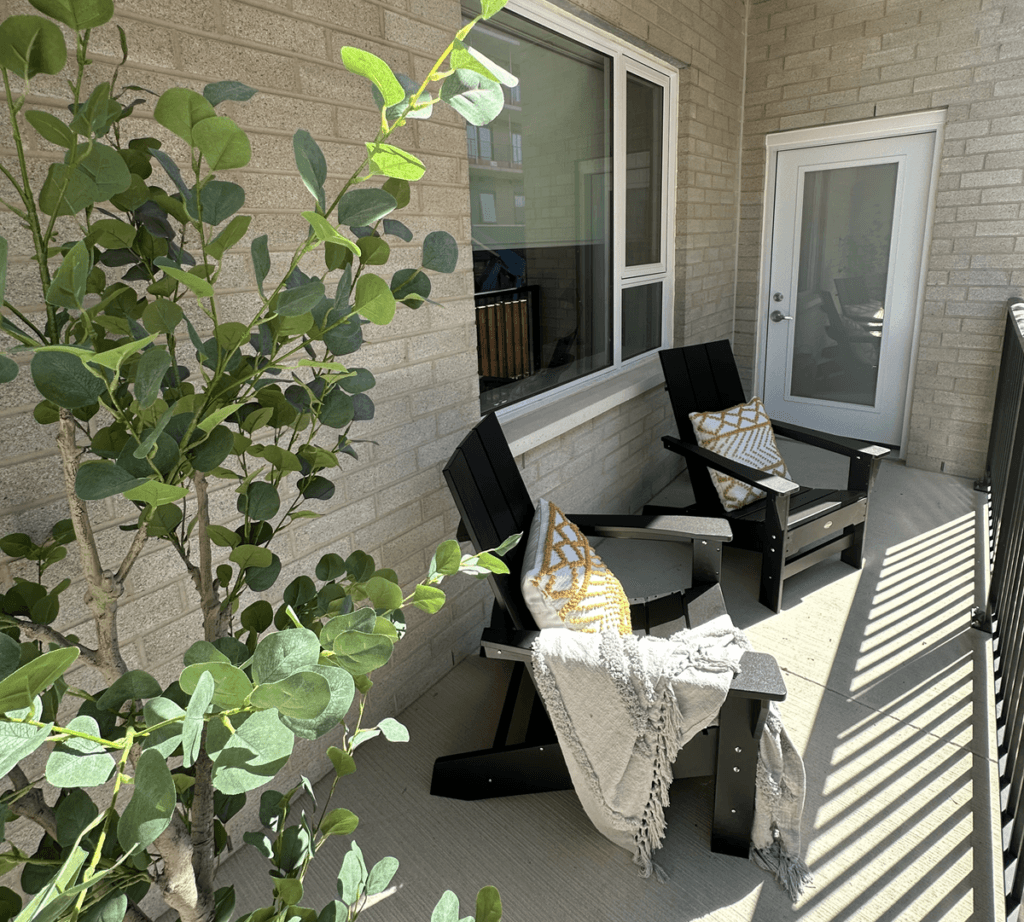 Balcony 2