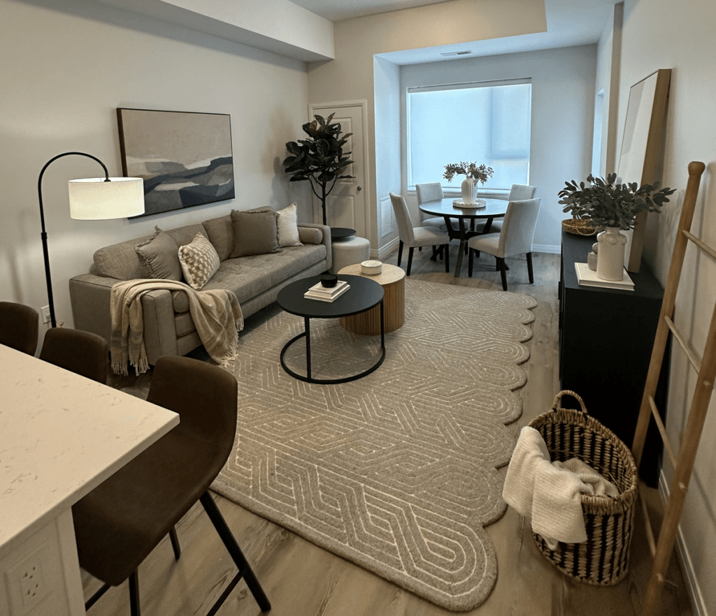 Lviing Room 3