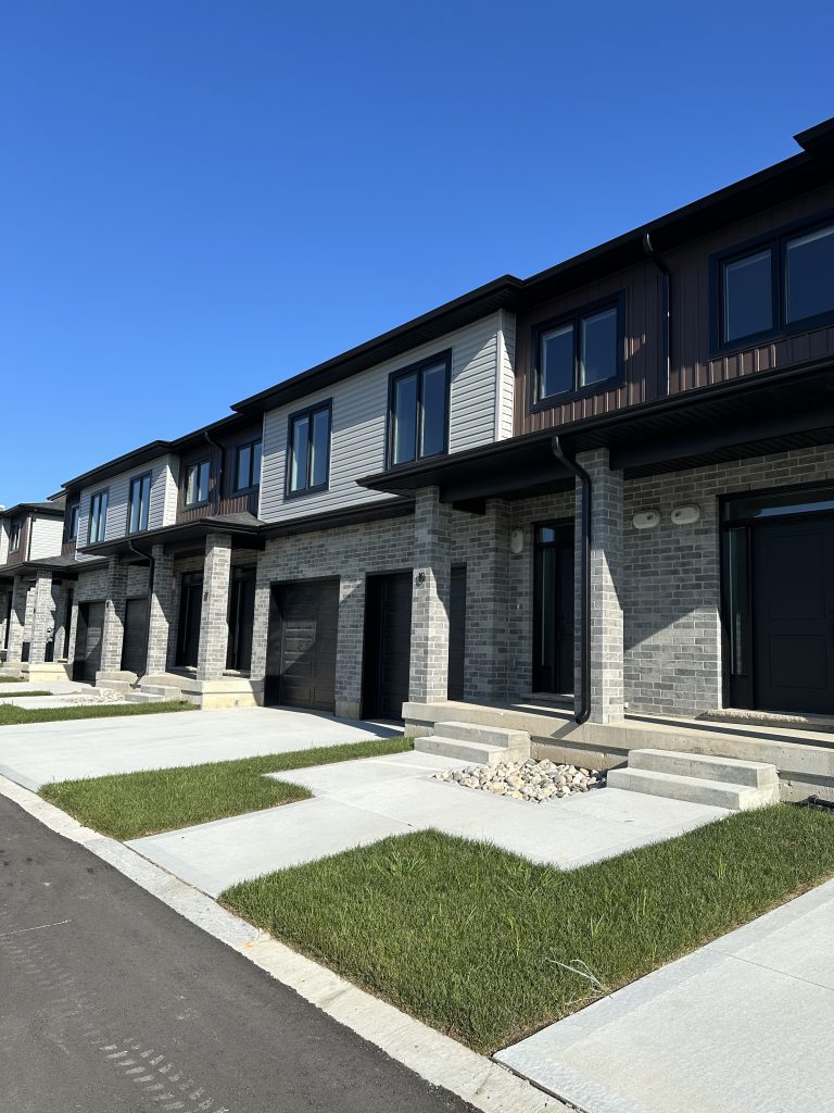 799 Southdale